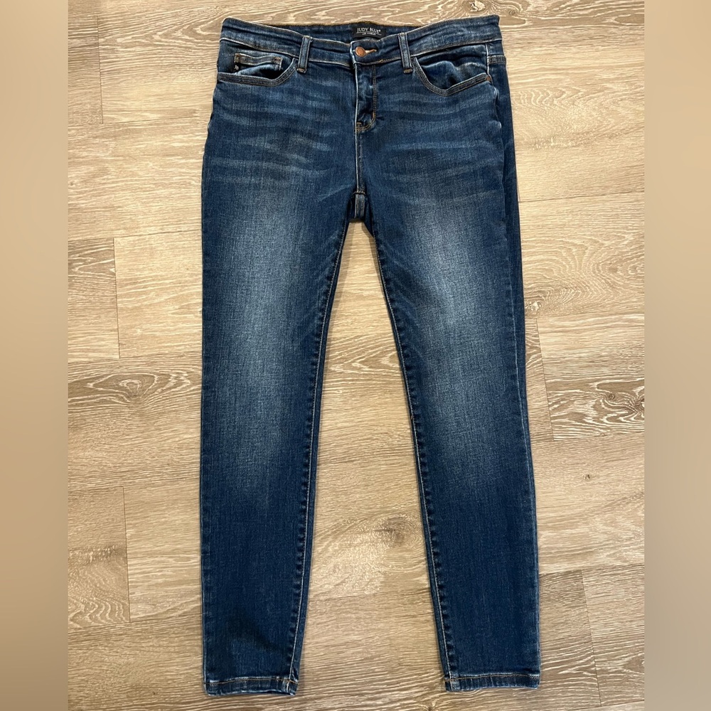 Barely worn Judy Blue Skinny Fit jeans in size 15 32”